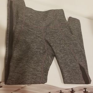 Old navy fitted dry fit legging.